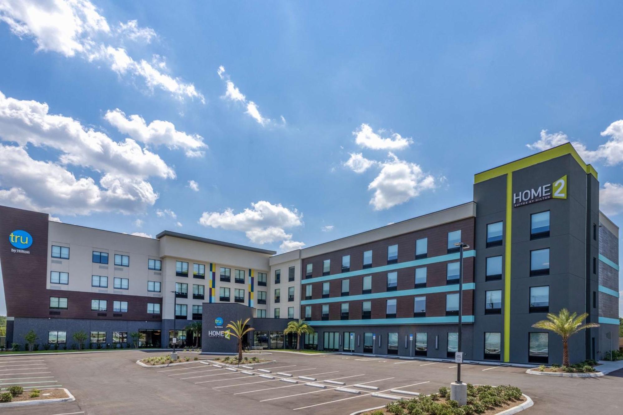 Tru By Hilton Pensacola Airport Medical Center Hotel Exterior foto